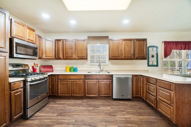 850 Key West Road, Reno, TX 75462