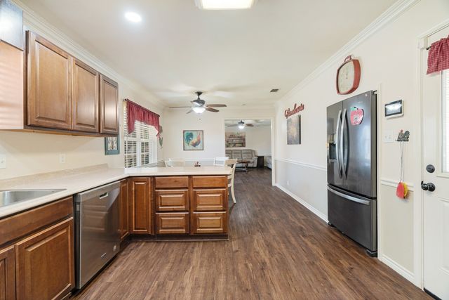 850 Key West Road, Reno, TX 75462