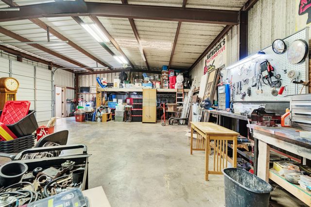 850 Key West Road, Reno, TX 75462