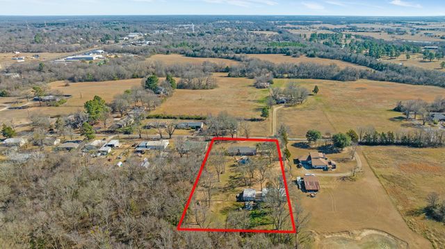 850 Key West Road, Reno, TX 75462