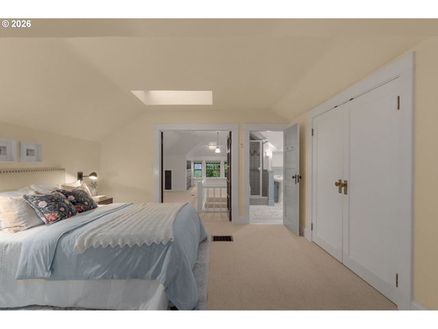 2417 Ne 10TH Ave, Portland, OR 97212