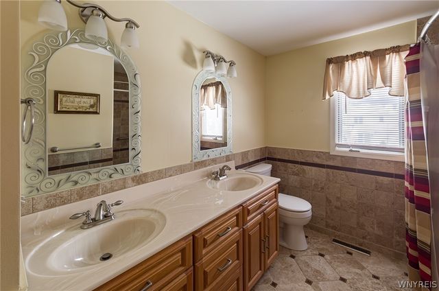 111 Brenridge, Amherst, NY 14051