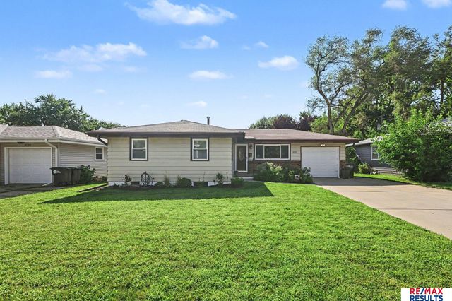 5124 S 121St Street, Omaha, NE 68137