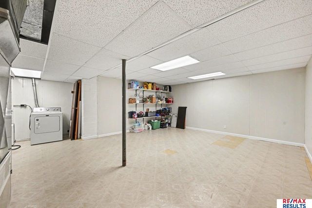 5124 S 121St Street, Omaha, NE 68137