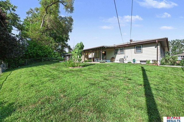 5124 S 121St Street, Omaha, NE 68137