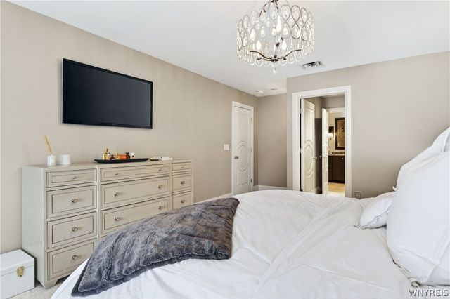 182 Castlebrooke Lane, Amherst, NY 14221