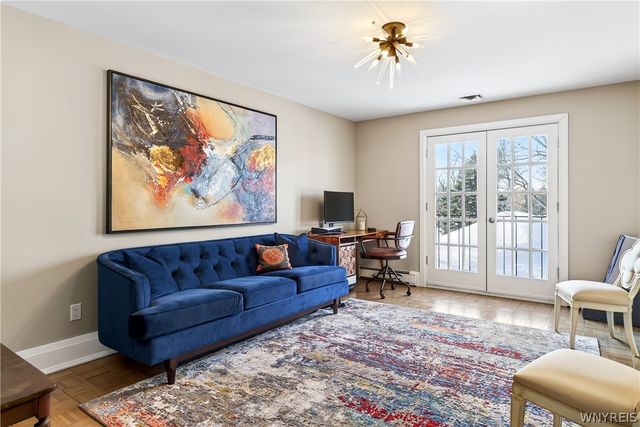 182 Castlebrooke Lane, Amherst, NY 14221