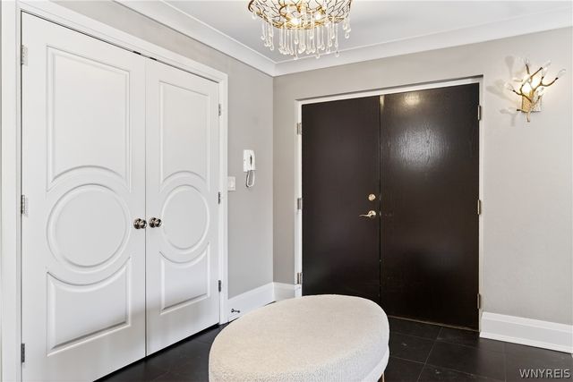 182 Castlebrooke Lane, Amherst, NY 14221