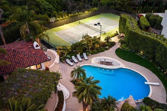 5833 Rutgers Rd, La Jolla, CA 92037