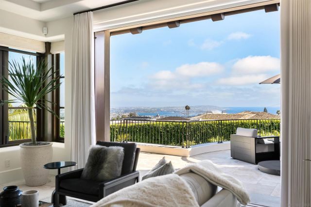 5833 Rutgers Rd, La Jolla, CA 92037
