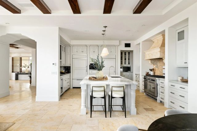 5833 Rutgers Rd, La Jolla, CA 92037