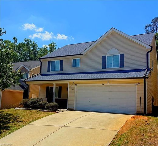 5715 Fisherman Drive, Browns Summit, NC 27214