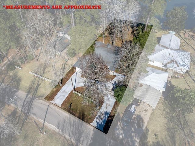 251 County Road, Goodrich, TX 77335