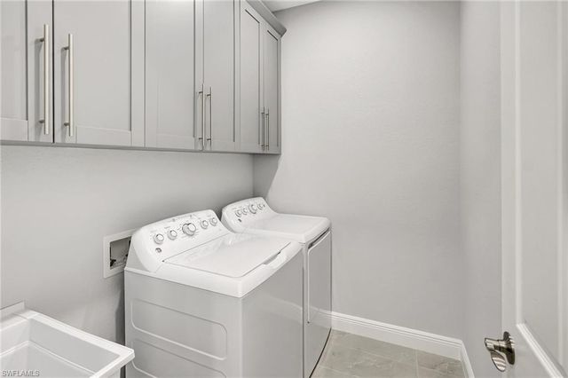 1813 NE 21st ST, Cape Coral, FL 33909