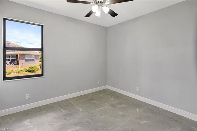 1813 NE 21st ST, Cape Coral, FL 33909