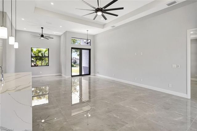 1813 NE 21st ST, Cape Coral, FL 33909