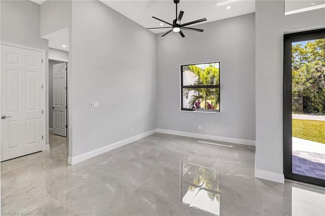 1813 NE 21st ST, Cape Coral, FL 33909