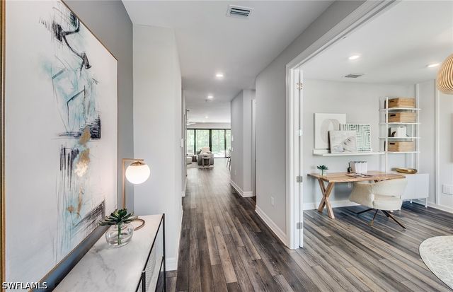 274 Silent Lake DR, Lehigh Acres, FL 33936