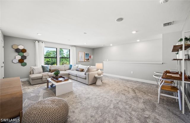 274 Silent Lake DR, Lehigh Acres, FL 33936