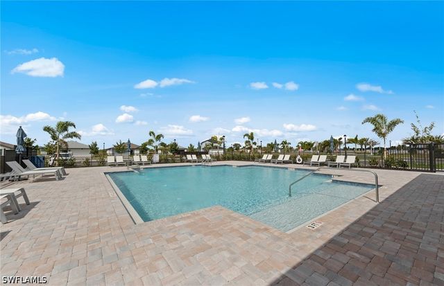 274 Silent Lake DR, Lehigh Acres, FL 33936