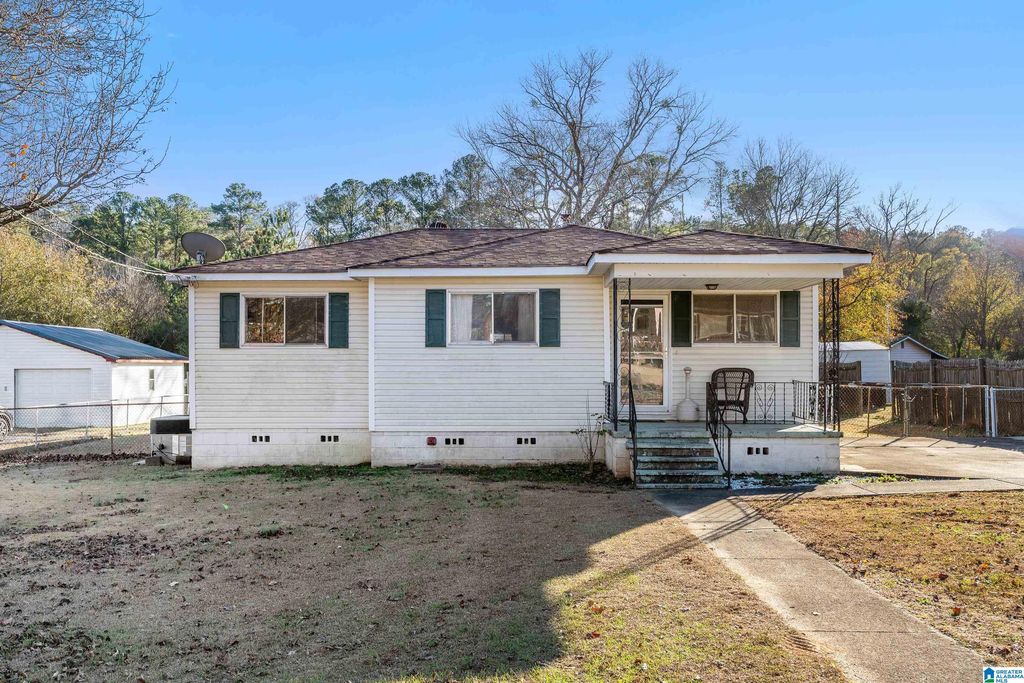 108 RAVINE PARK, Bessemer, AL 35023