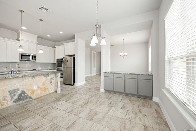 7010 Jalen Ct, Schertz, TX 78154