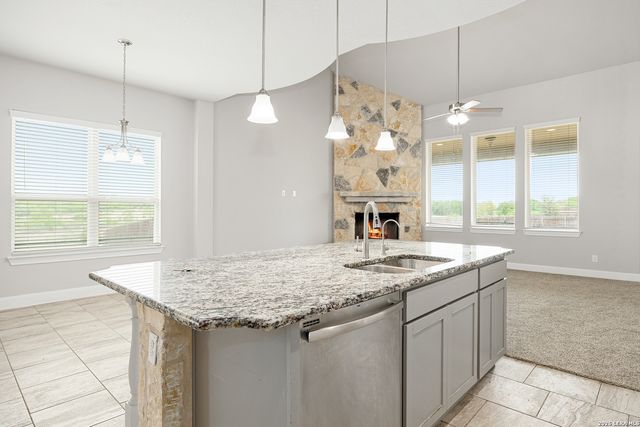 7010 Jalen Ct, Schertz, TX 78154