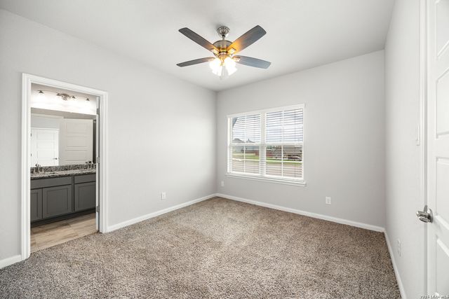 7010 Jalen Ct, Schertz, TX 78154
