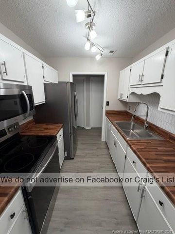 209 Eppingdale Drive, Spring Lake, NC 28390