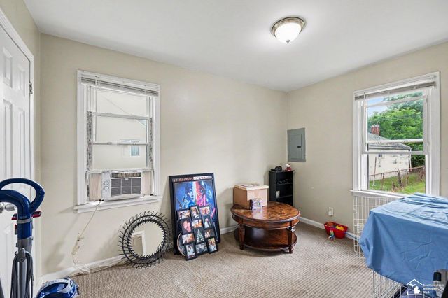 8436 Prospect Avenue, Warren, MI 48089