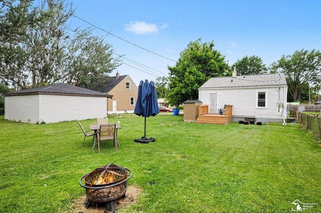 8436 Prospect Avenue, Warren, MI 48089