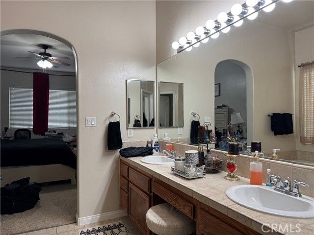 6719 Stafford Falls Drive, Bakersfield, CA 93312