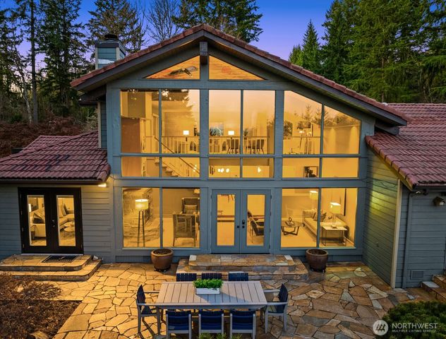 10101 181st Avenue SE, Issaquah, WA 98027