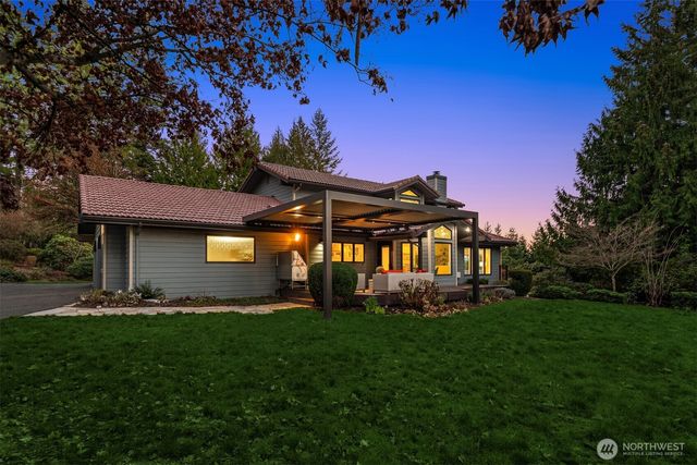 10101 181st Avenue SE, Issaquah, WA 98027