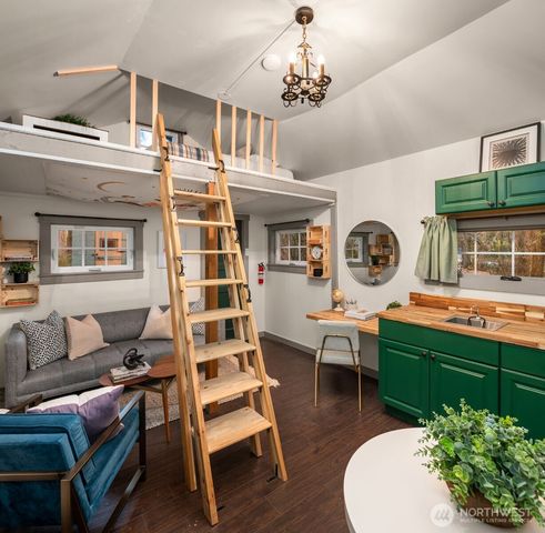 10101 181st Avenue SE, Issaquah, WA 98027