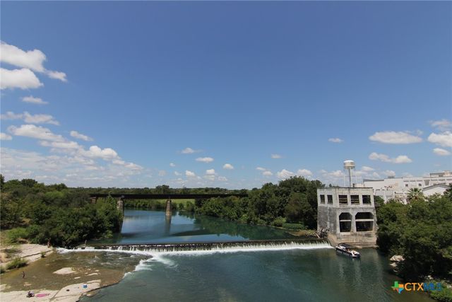 711 Gristmill Drive, New Braunfels, TX 78130