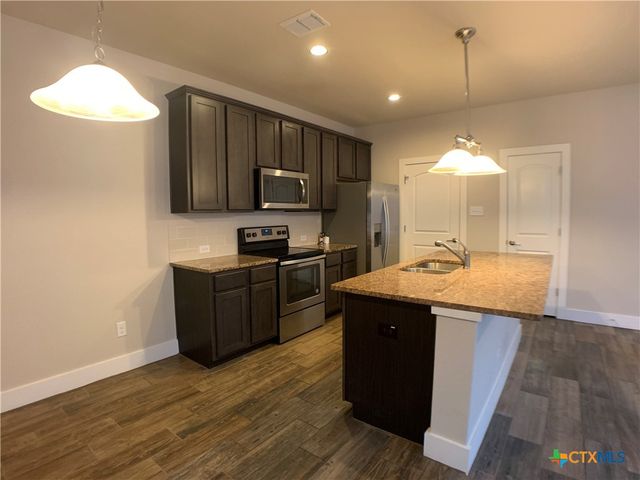 711 Gristmill Drive, New Braunfels, TX 78130