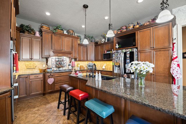 3025 Weston Drive, Ames, IA 50010