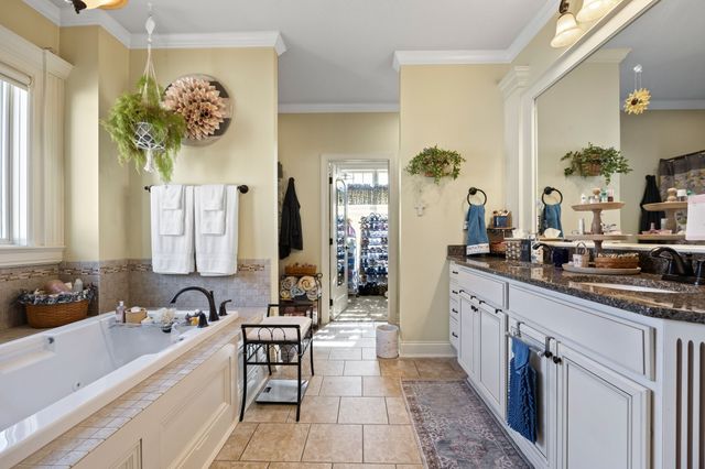 3025 Weston Drive, Ames, IA 50010