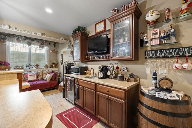 3025 Weston Drive, Ames, IA 50010
