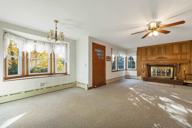 4 Cyrus Lane, Gilford, NH 03249