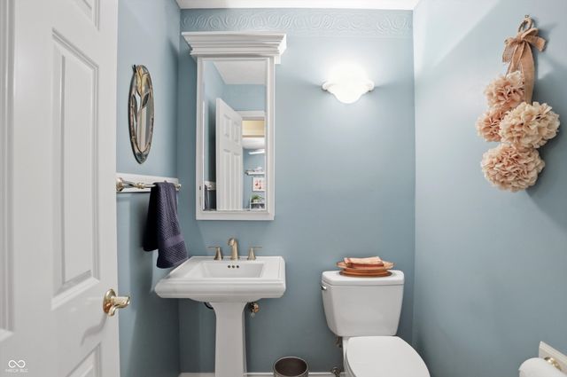 1869 E York Court, Martinsville, IN 46151