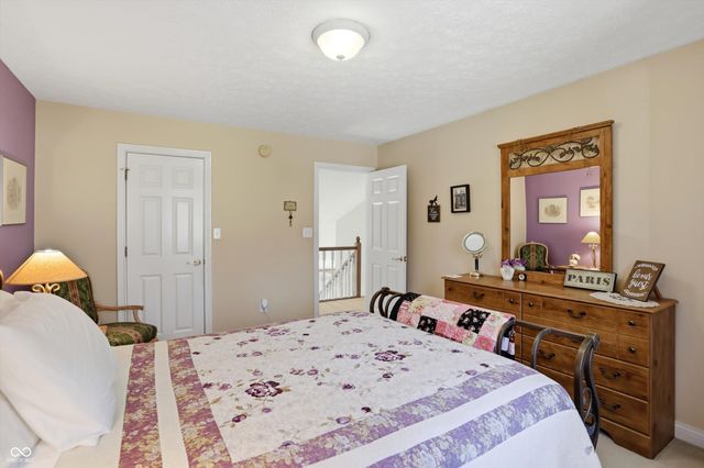 1869 E York Court, Martinsville, IN 46151