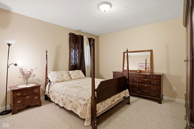 1869 E York Court, Martinsville, IN 46151