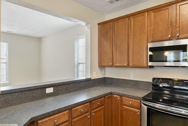 3409 Five Gait TRL, Virginia Beach, VA 23453
