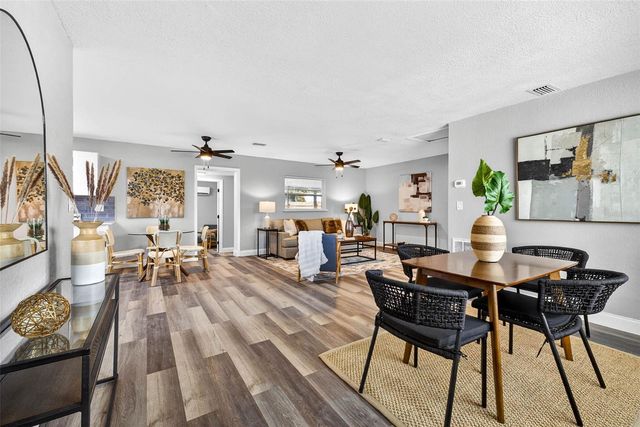 6965 21ST STREET N, St Petersburg, FL 33702