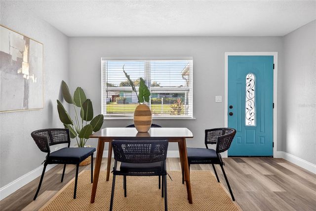 6965 21ST STREET N, St Petersburg, FL 33702