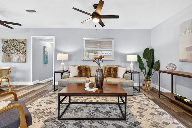 6965 21ST STREET N, St Petersburg, FL 33702