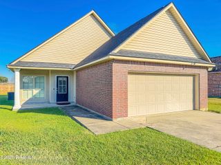 101 Van Gogh Lane, Rayne, LA 70578