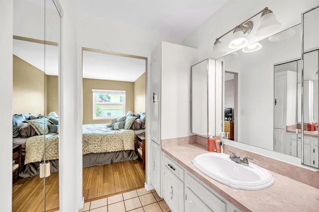 615 NE 12th Avenue 312, Fort Lauderdale, FL 33304